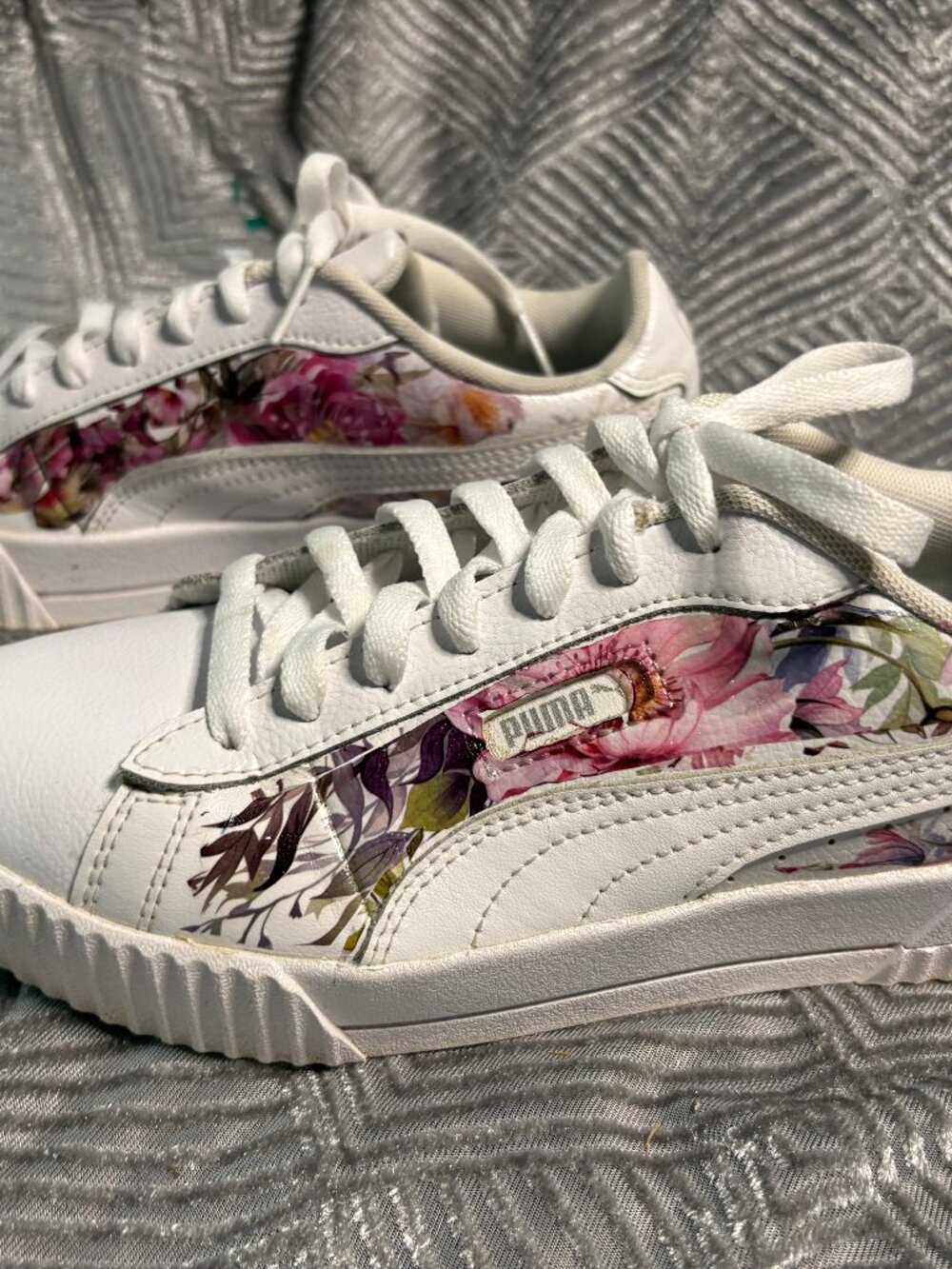 Upcycled Floral Sneakers | Hand-Embellished Puma Shoes | Women’s Size 8 - Picture 4 of 7